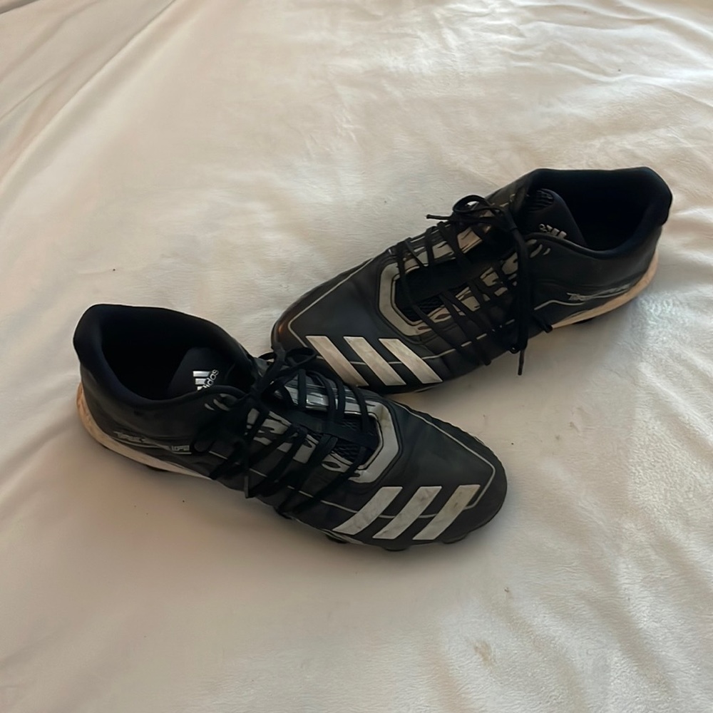 Adidas baseball cleats